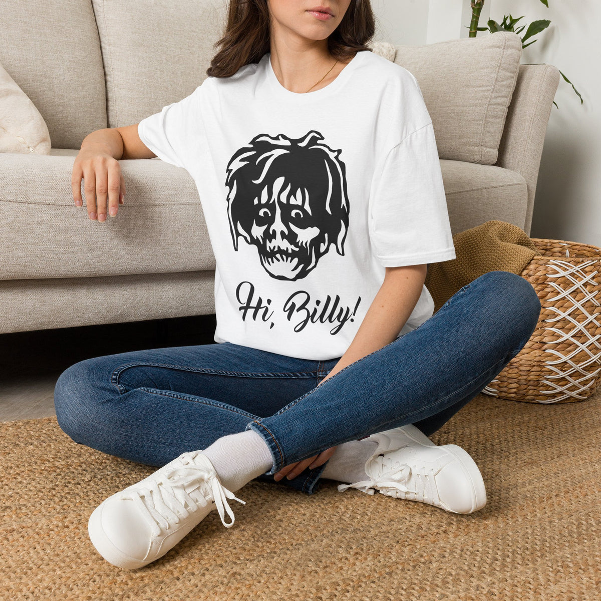 Hi, Billy! T‑Shirt — Retro Creepy Face Graphic Tee for Horror Fans